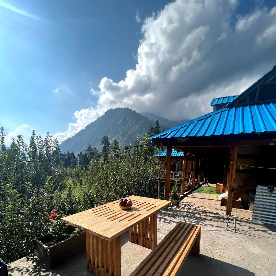 Yalakhom Hotel Tosh Kültér fotó